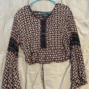 Bohemian crop scrunch top